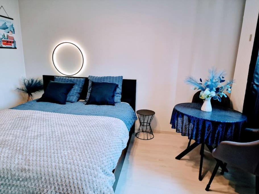 Escale Alpine T1 Apartment Ugine Bagian luar foto