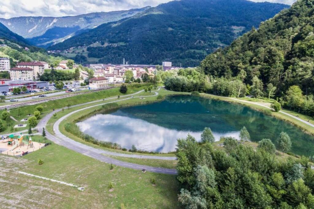 Escale Alpine T1 Apartment Ugine Bagian luar foto
