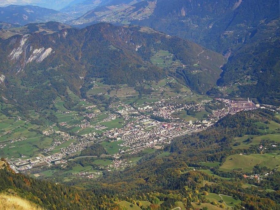 Escale Alpine T1 Apartment Ugine Bagian luar foto